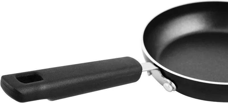 برستيج Prestige 3X Ultra Tough Mini Fry Pan, 4.75 Inch, 12 cm, Black أسود/فضي 12سم